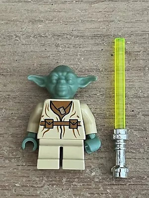 Buy LEGO Star Wars Minifigures Yoda. SW0051. CHROME HILT.  • 10.60£