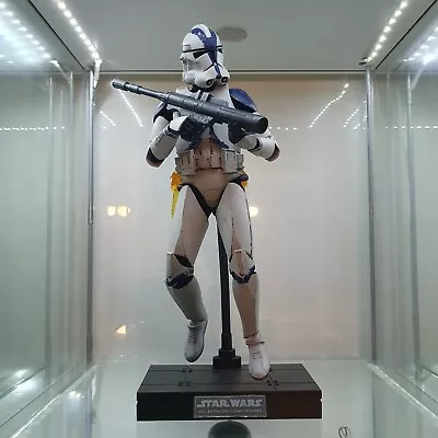 Buy Hot Toys Star Wars: The Clone Wars - 501st Battalion Clone Trooper (Deluxe) • 220£