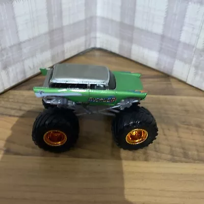 Buy Hot Wheels Monster Jam Avenger Monster Truck 1:64 Scale Loose Used Green/sliver • 4.25£