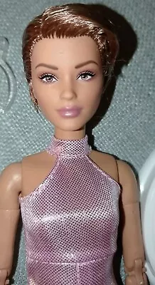 Buy Barbie Looks Wave 4 Victoria • 25.34£