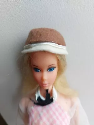 Buy Vintage Barbie 1960s 1970s Felt Hat  • 24.28£