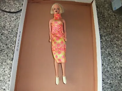 Buy Vintage Barbie Doll • 25.29£