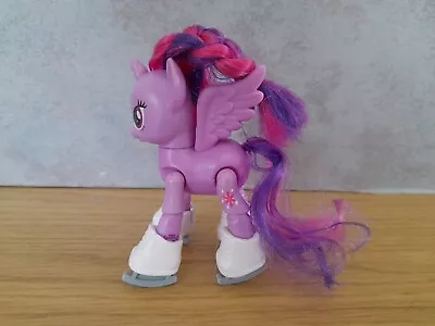 Buy My Little Pony Twlight Sparkle Hasbro, Skating G4 Pony - 8cm • 4.99£