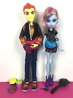 Buy Monster High Lot 2 Doll Abbey Bominable + Heath Burns / Classroom • 50.57£