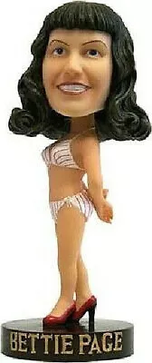 Buy Betty Page Headknocker Resin 17cm Of Neca • 53.56£