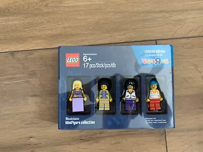 Buy Lego Minifigures Toys R Us Limited Edition Exclusive • 25£