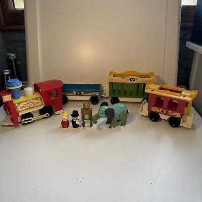 Buy Fisher Price Circus Train - Engine, Carriages And Animals  -  Thames Hospice • 9.99£