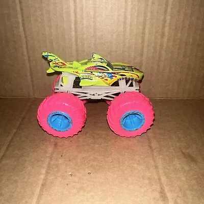 Buy Hot Wheels Monster Truck Glow In The Dark 1:64 Scale Shark Wreak  • 7.50£