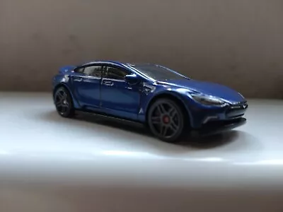 Buy Hot Wheels Tesla Model S 2014 #199 • 2.50£
