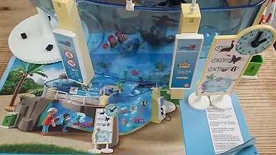 Buy Playmobil Family Fun Set 9060 - Large Fillable Aquarium With 4 Figures • 32£