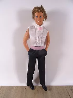 Buy Barbie Friend Ken Vintage Kendoll Butterfly Prince Clothing Faulty (14702) • 17.15£