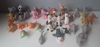 Buy Large Collection Of Small Animal Figures  - Bundel - Joblot - Unknown Brands • 9£